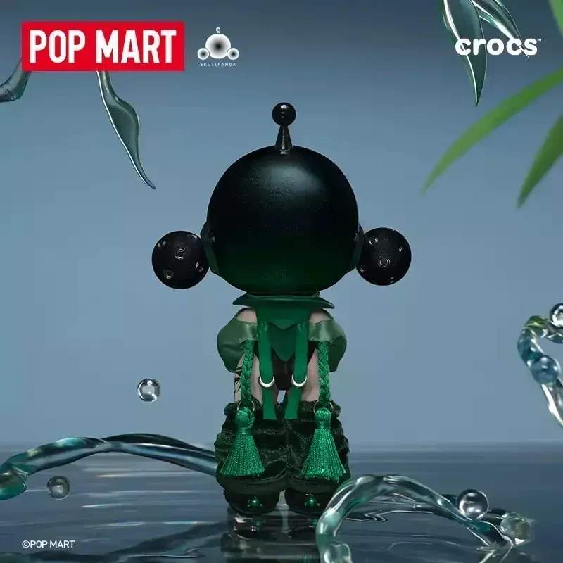POP MART SKULLPANDA X CROCS OO - Model Kit Anime Girl recension och pris